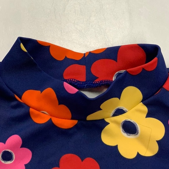 Rash guard, Girls Size 4 - Picture 4 of 4